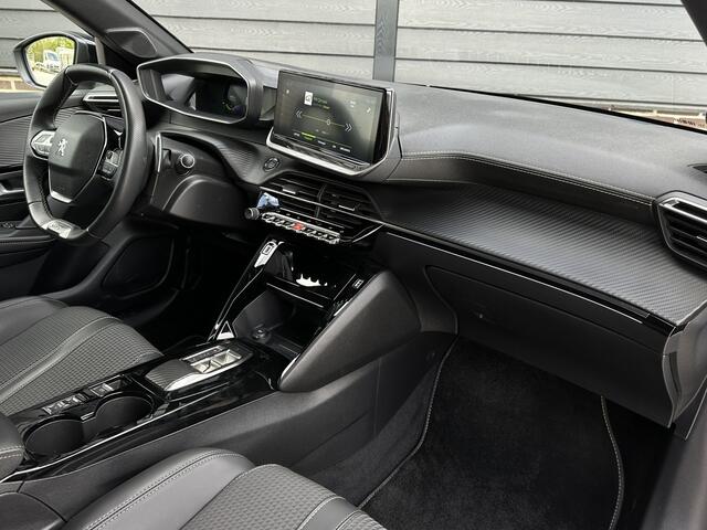 Peugeot 208 1.2 PureTech 100 pk GT Automaat Dodehoeksens, Keyless, Camera