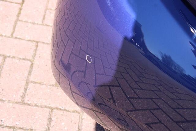 Peugeot 208 1.2 PureTech Blue Lion NAVIGATIE