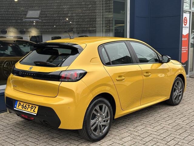 Peugeot 208 1.2 Active Pack | 1e Eigenaarsauto | Navigatie via Telefoon | Airco | Cruise Control | LED Verlichting | DAB+ Radio | Spoiler | 16" Lichtmetalen Velgen | Apple Carplay | Elek. Pakket |