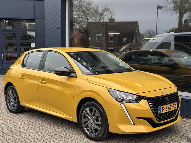 Peugeot 208 1.2 Active Pack | 1e Eigenaarsauto | Navigatie via Telefoon | Airco | Cruise Control | LED Verlichting | DAB+ Radio | Spoiler | 16" Lichtmetalen Velgen | Apple Carplay | Elek. Pakket |