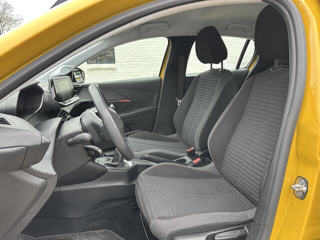 Peugeot 208 1.2 Active Pack | 1e Eigenaarsauto | Navigatie via Telefoon | Airco | Cruise Control | LED Verlichting | DAB+ Radio | Spoiler | 16" Lichtmetalen Velgen | Apple Carplay | Elek. Pakket |
