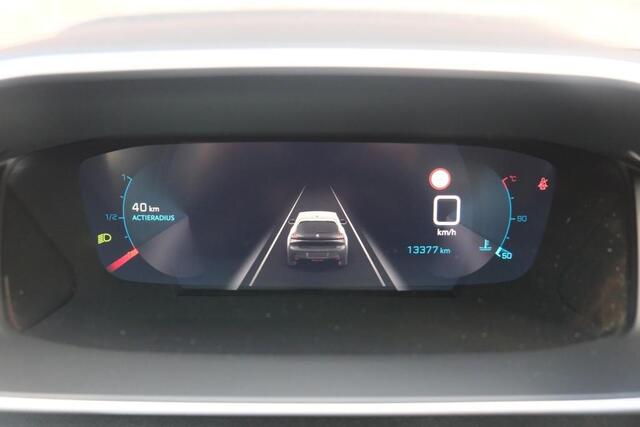 Peugeot 208 1.2 PureTech 100pk Allure Pack | App Connect | Adaptive Cruise | Climate | Keyless | Camera | Stoelverwarming