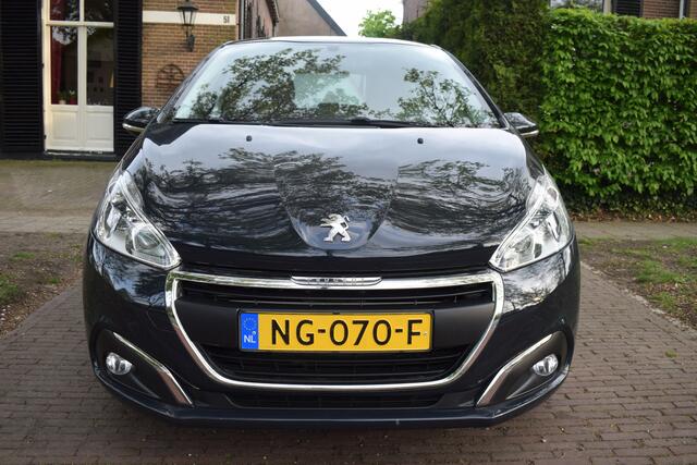 Peugeot 208 1.2 PureTech Blue Lion Navi/Cruise