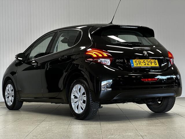 Peugeot 208 1.6 BlueHDi Executive/ Dealer Onderhouden!/ Camera/ Apple + Android/ Navi/ Clima/ Cruise/ Elek. pakket/ Isofix/ Bluetooth/ Armsteun/ Multi. LEDER. Stuur/ Mistl./ PDC/ Chroom/ LED Dagrijverl.