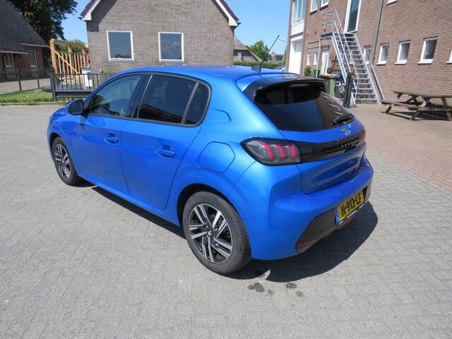 Peugeot 208 1.2 PureTech 100Pk Allure * Trekhaak * Camera * Clima * CarPlay Android * Navigatie * Digi Cockpit