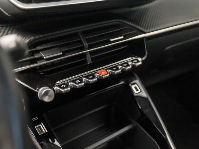 Peugeot 208 1.2 PureTech Sport (APPLE CARPLAY, GROOT NAVI, LED KOPLAMPEN, SPORTSTOELEN, CRUISE, LANE ASSIST, NIEUWE APK, NIEUWSTAAT)
