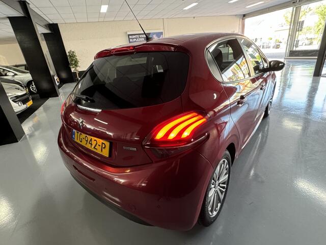 Peugeot 208 1.2 PureTech Active Cruise Navi CarPlay Lmv