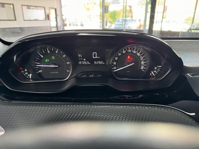 Peugeot 208 1.2 PureTech Active Cruise Navi CarPlay Lmv