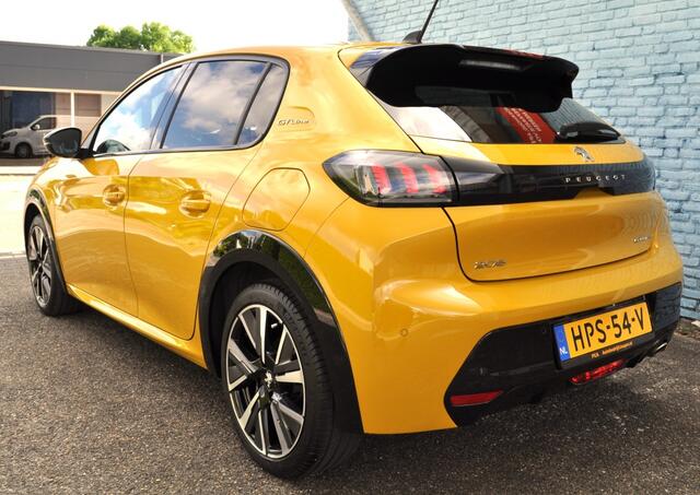 Peugeot 208 1.2 GT-Line Aut pano cam navi