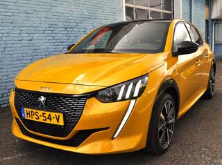 peugeot-208-1.2-gt-line-aut-pano-ca