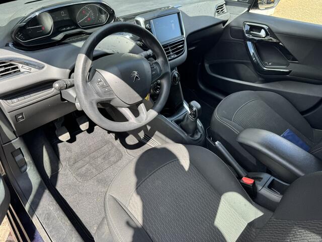 Peugeot 208 1.2 PureTech Blue Lion*Navi*Airco*EXPORT*