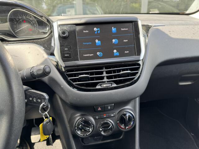Peugeot 208 1.2 PureTech Blue Lion*Navi*Airco*EXPORT*