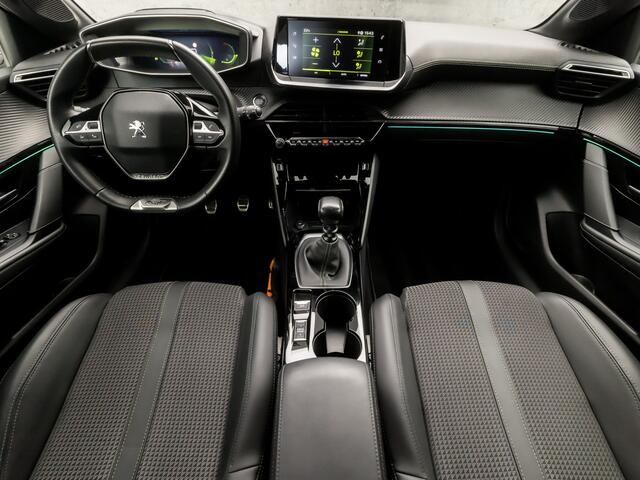 Peugeot 208 1.2 PureTech GT-Line (VIRTUAL COCKPIT, 360 CAMERA, SFEERVERLICHTING, LEDER, SPORTSTOELEN, LED KOPLAMPEN, GETINT GLAS, KEYLESS, CRUISE, NIEUWE APK, NIEUWSTAAT)