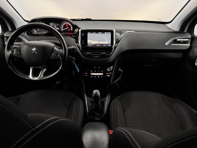 Peugeot 208 1.2 PureTech Allure Clima, Camera, Apple carplay, Cruise control, Lichtmetalen velgen