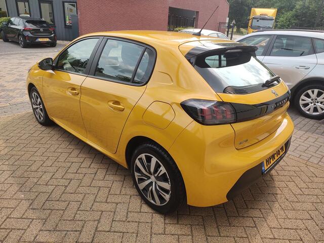 Peugeot 208 1.2 PureTech Blue Lease Allure Led Navi-Carplay Cruise-Control Android Nieuwe-Distributieriem