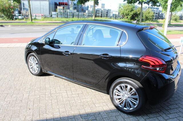 Peugeot 208 1.2 PureTech Allure
