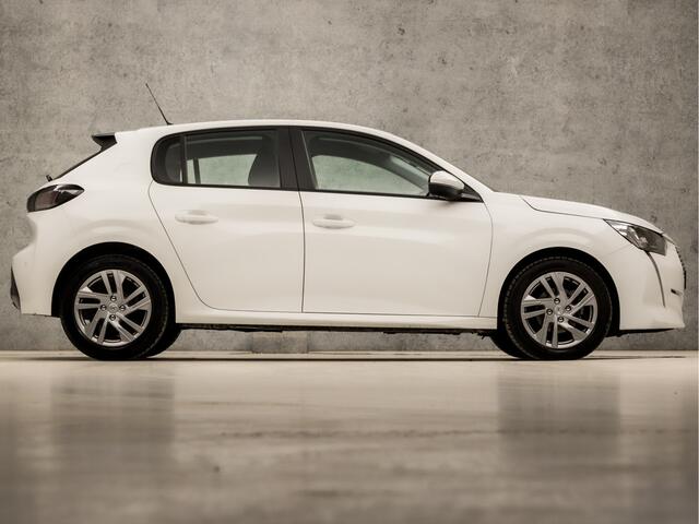 Peugeot 208 1.2 PureTech Sport (APPLE CARPLAY, NAVIGATIE, 360 CAMERA, PARKEERSENSOREN, LM VELGEN, SPORTSTOELEN, CRUISE, LANE ASSIST, NIEUWE APK, NIEUWSTAAT)