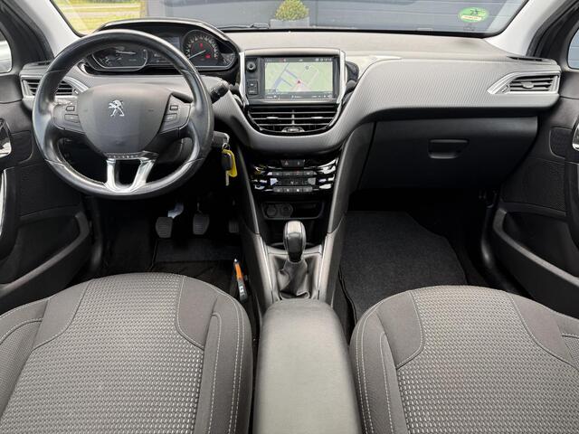 Peugeot 208 1.2 PureTech Allure Navi,Pano,Camera,Clima,Cruise,Apple Carplay,N.A.P,110pk,APK tot 09-2026