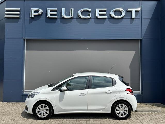 Peugeot 208 1.2 Blue Lion | Full-Map Navigatie | Parkeer Sensoren | Touch Screen | Zeer nette staat | Led-Dagrijverlichting | Achterklep Spoiler | Apple Carplay | Airconditioning | Cruise Control |