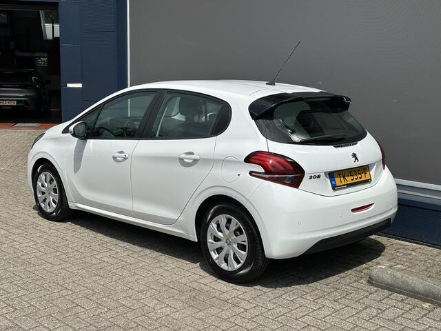 Peugeot 208 1.2 Blue Lion | Full-Map Navigatie | Parkeer Sensoren | Touch Screen | Zeer nette staat | Led-Dagrijverlichting | Achterklep Spoiler | Apple Carplay | Airconditioning | Cruise Control |