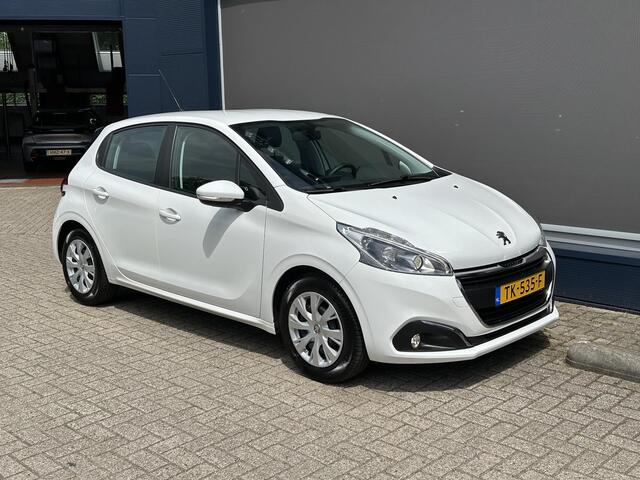 Peugeot 208 1.2 Blue Lion | Full-Map Navigatie | Parkeer Sensoren | Touch Screen | Zeer nette staat | Led-Dagrijverlichting | Achterklep Spoiler | Apple Carplay | Airconditioning | Cruise Control |