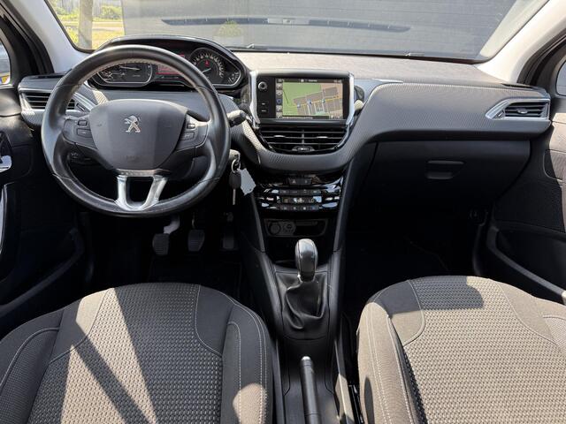 Peugeot 208 1.2 PureTech Allure Navi,Lm velgen,Pdc,5 Deurs,Clima,Cruise,110pk,Dealer Onderhouden,Recent Riem,N.A.P,Apk tot 03-2026