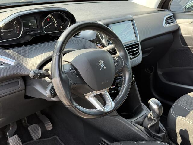 Peugeot 208 1.2 PureTech Allure Navi,Lm velgen,Pdc,5 Deurs,Clima,Cruise,110pk,Dealer Onderhouden,Recent Riem,N.A.P,Apk tot 03-2026