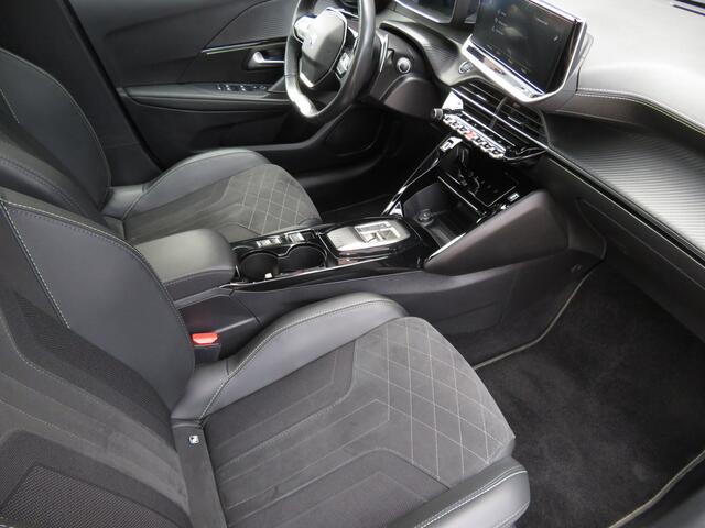 Peugeot 208 1.2 PureTech GT Airco ACC Cr-Control CarPlay Panoramadak