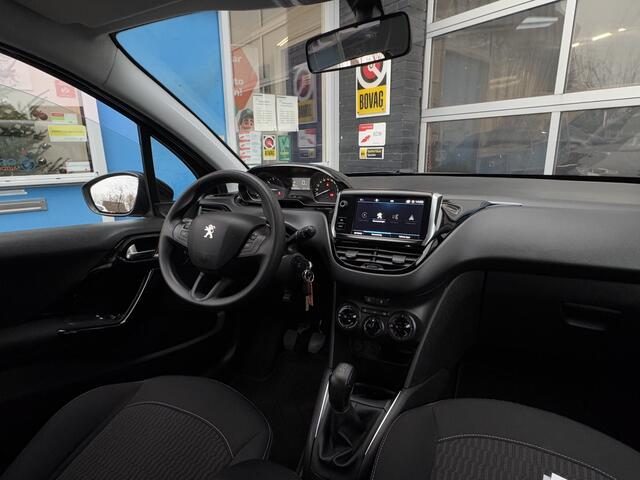 Peugeot 208 1.2 RIJKLAAR! Nieuwe Distributie Prijs Inclusief Onderhoud & 12 Maand BOVAG Garantie | Blue Lease Active |