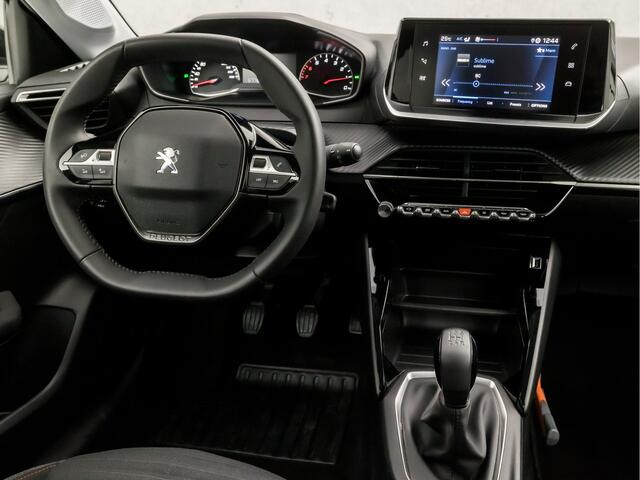 Peugeot 208 1.2 PureTech Sport (APPLE CARPLAY, CRUISE, LANE ASSIST, SPORTSTOELEN, ELEK PAKKET, NIEUWE APK, NIEUWSTAAT)
