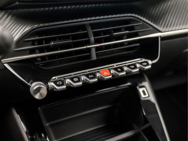Peugeot 208 1.2 PureTech Sport (APPLE CARPLAY, CRUISE, LANE ASSIST, SPORTSTOELEN, ELEK PAKKET, NIEUWE APK, NIEUWSTAAT)