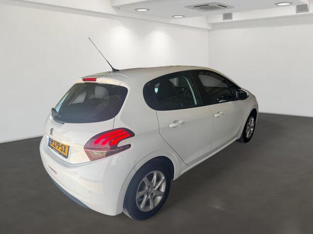 Peugeot 208 1.2 PureTech Blue Lion