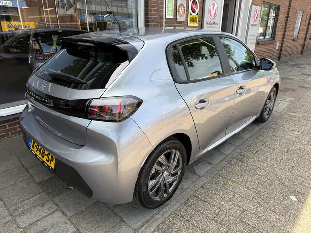 Peugeot 208 1.2 PureTech Active Pack | cruise control | elektrische ramen | navigatie |