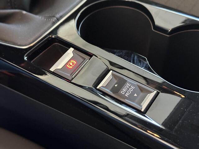 Peugeot 208 1.2 PureTech Allure Pack APPLE CARPLAY | ACHTERUITRIJCAMERA | PARKEERSENSOREN | CLIMATE CONTROL | LICHTMETALEN VELGEN