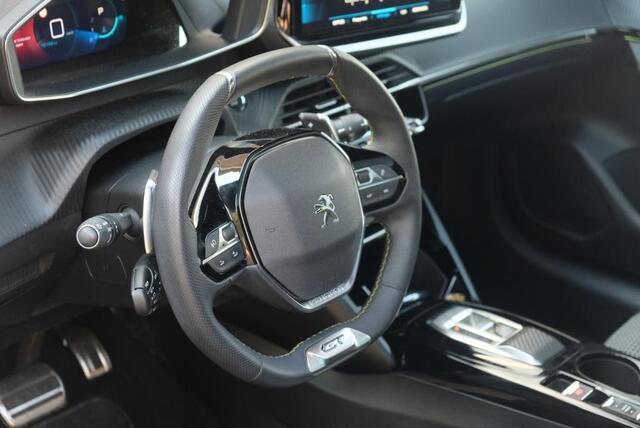 Peugeot 208 1.2 PureTech 130pk EAT8 GT | Navi | Climate | Cruise | Full LED | Panoramadak | Camera | PDC
