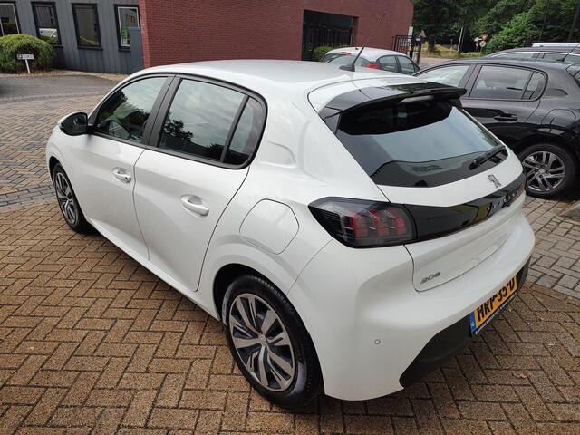 Peugeot 208 1.2 PureTech Blue Lease Allure Keyless Navi-Carplay Led Cruise-Control Airco