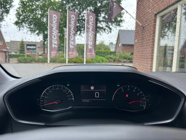 Peugeot 208 1.2 PT 101 PK Active Pack NIEUWE APK / PDC / CARPLAY / ANDROID /