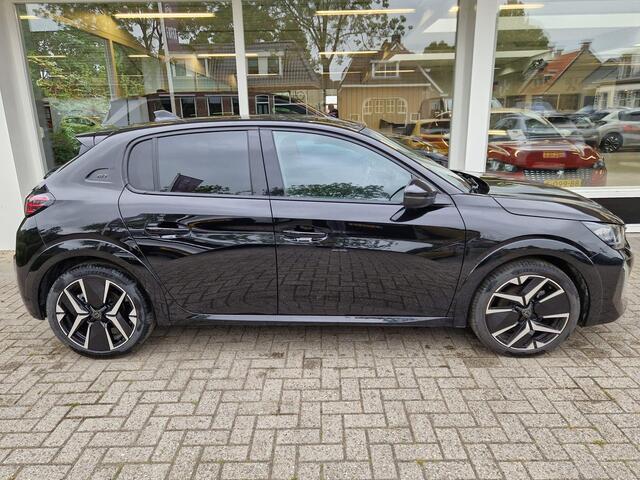 Peugeot 208 Hybrid 136 e-DCS6 GT | Navigatie | Climate & Cruise Control | AppleCarplay & Android Auto | Achteruitrijd Camera |