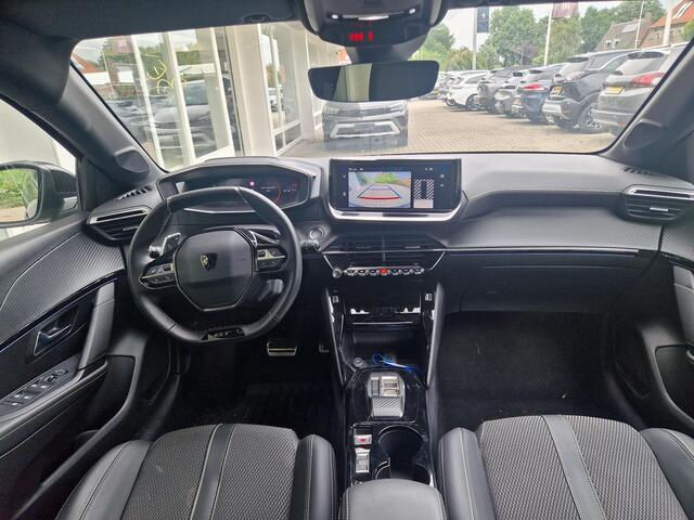 Peugeot 208 Hybrid 136 e-DCS6 GT | Navigatie | Climate & Cruise Control | AppleCarplay & Android Auto | Achteruitrijd Camera |