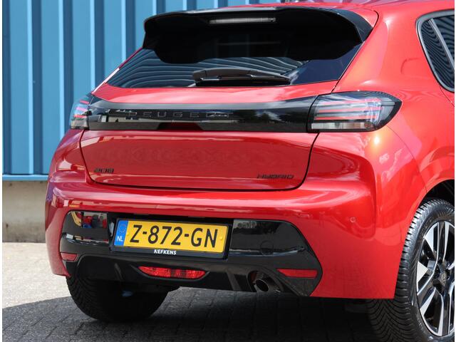 Peugeot 208 Hybrid 100PK e-DCS6 Allure | Apple Carplay/Android Auto | Parkeersensoren | Navigatie | FULL LED | Lederen Stuurwiel | Climate Control | Cruise Control | 16" LMV | Isofix |
