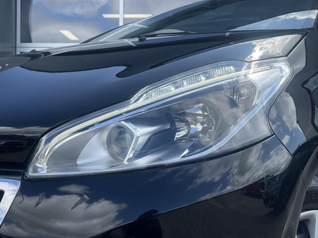 Peugeot 208 1.2 PureTech Blue Lease Active - 59.747 KM - Metallic - 5DRS - Trekhaak