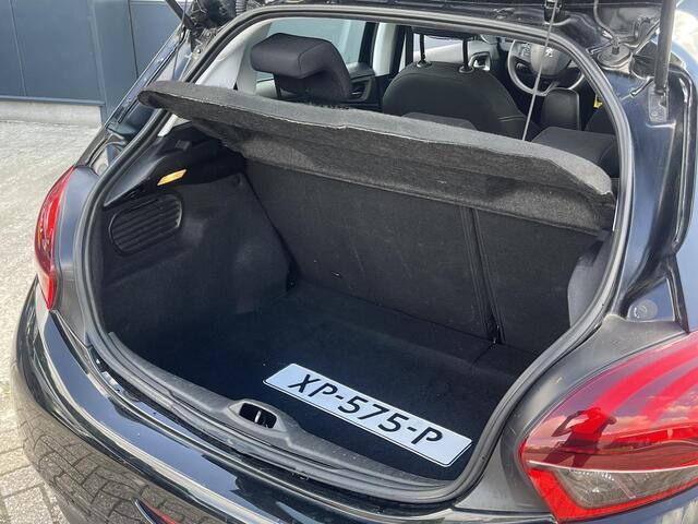 Peugeot 208 1.2 PureTech Blue Lease Active - 59.747 KM - Metallic - 5DRS - Trekhaak