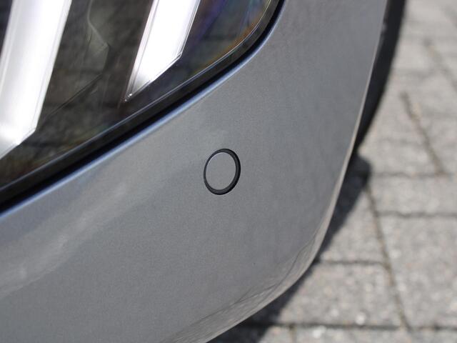 Peugeot 208 Allure 1.2 Hybrid 100PK e-DCS6 Automaat Keyless, Navigatie, Achteruitrijcamera, Stoelverwarming. Adaptieve Cruise Control