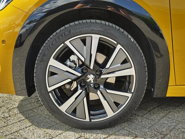 Peugeot 208 GT-Line 1.2 Turbo 100pk EAT8 | PANODAK | CAMERA | NAVI | DODEHOEKBEW. | BLACK DIAMOND DAK |