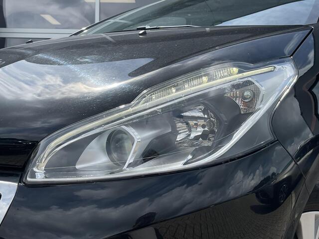 Peugeot 208 1.2 PureTech Blue Lion -5DRS - Metallic - Airco
