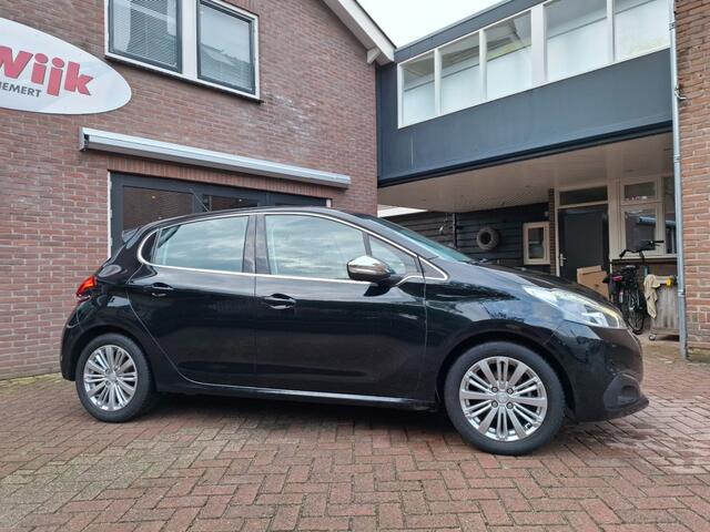 Peugeot 208 1.2pure tech