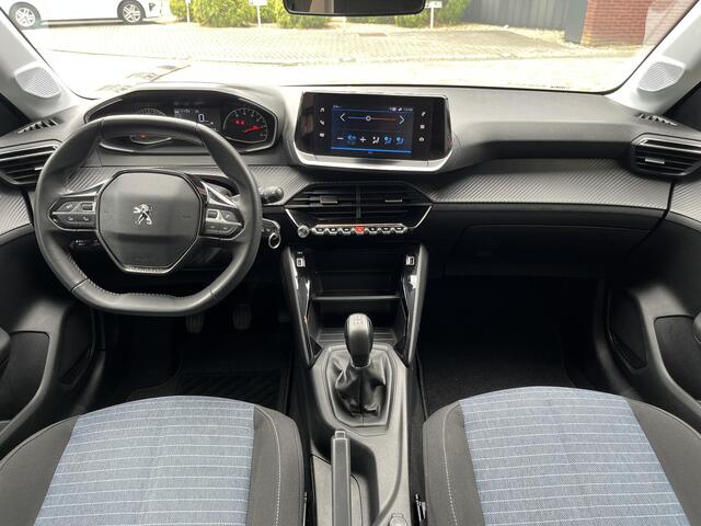 Peugeot 208 1.2 PureTech Active Distributieriem is vervangen, Airco, Navigatie, Cruise Control