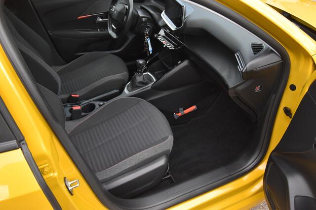 Peugeot 208 1.2 PureTech Active , TREKHAAK , LED KOPL , LMV16 , CR CONTR , AIRCO ,