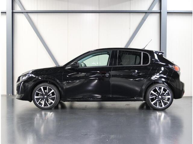 Peugeot 208 1.2 100PK Allure | AppleCarplay/Android Auto | Armsteun | Parkeersensoren | FULL LED | Lederen Stuurwiel | Climate Control | Cruise Control | 17" LMV | Isofix | Privacy Glass |