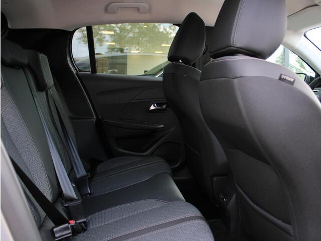 Peugeot 208 1.2 Hybrid 110 e-DCS6 Allure Automaat | Navi / Camera / Stoelverwarming